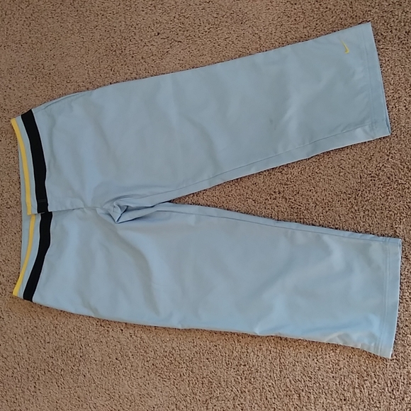 Nike Pants - Nike Women's Capri Pants